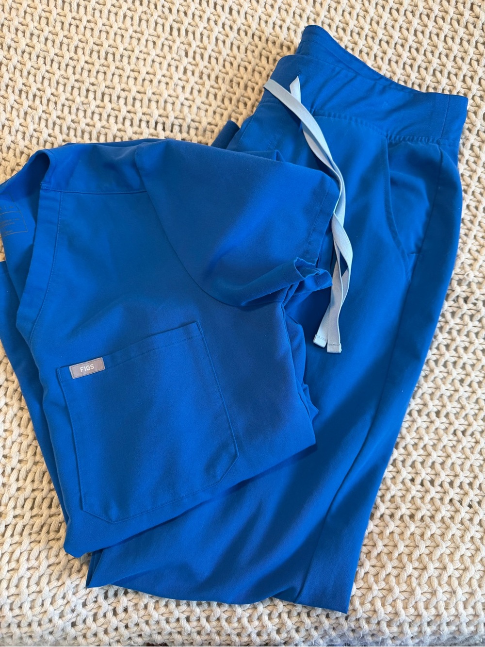 Figs Royal Blue Scrub Top & Drawstring jogger Pants